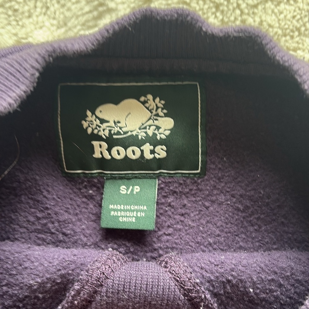 Roots Purple Crewneck Sweatshirt – Size S | Canadian Heritage | Cozy Casual | - Picture 5 of 8